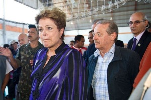 Dilma chorando